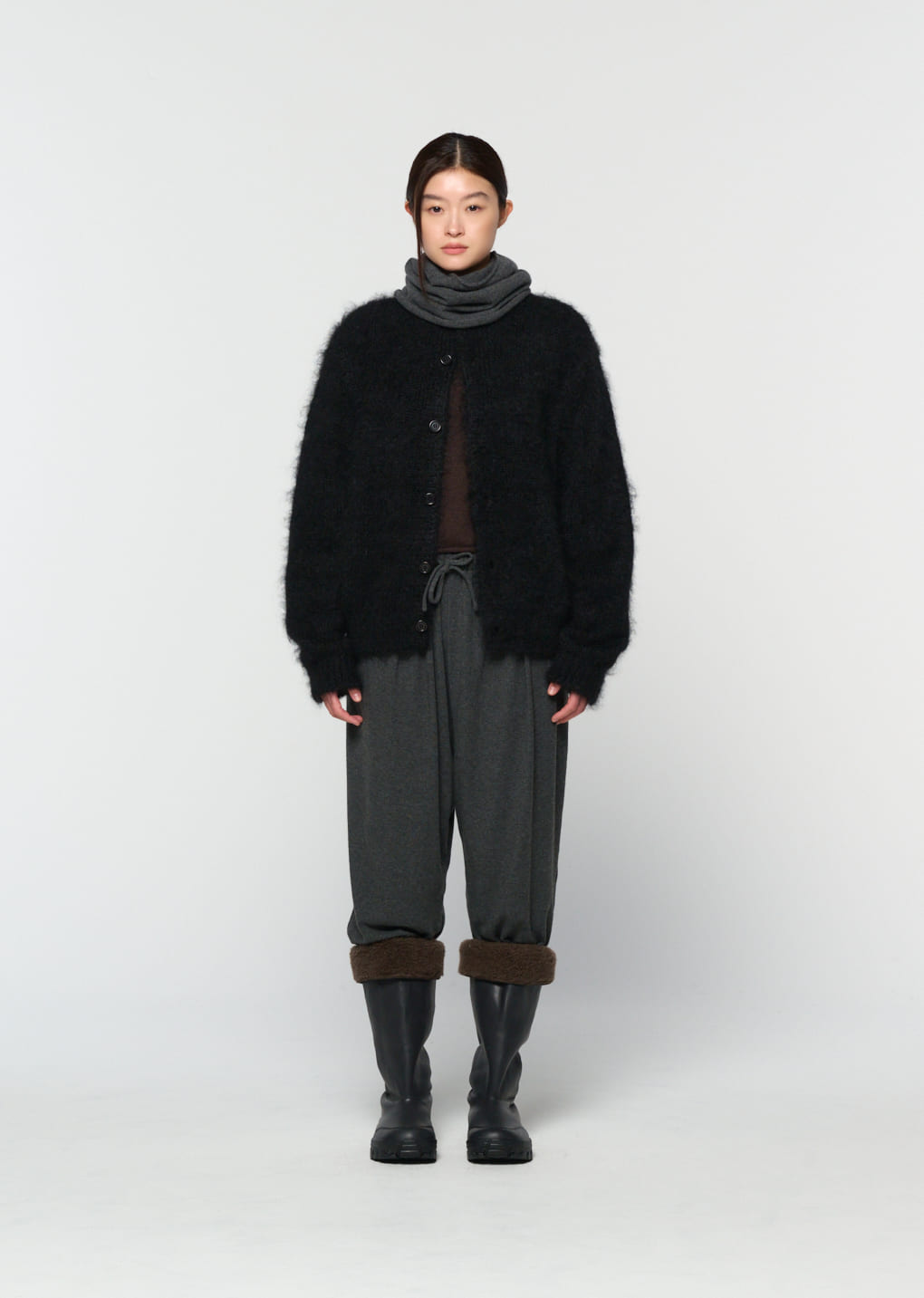 men's mohair bulky cardigan, black 사진 4/4
