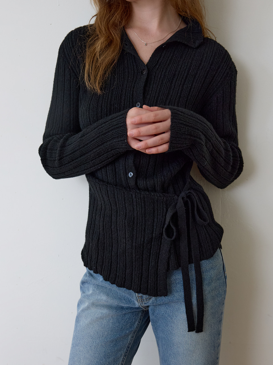 A DRAPED KNIT TOP_BLACK photo 2/4