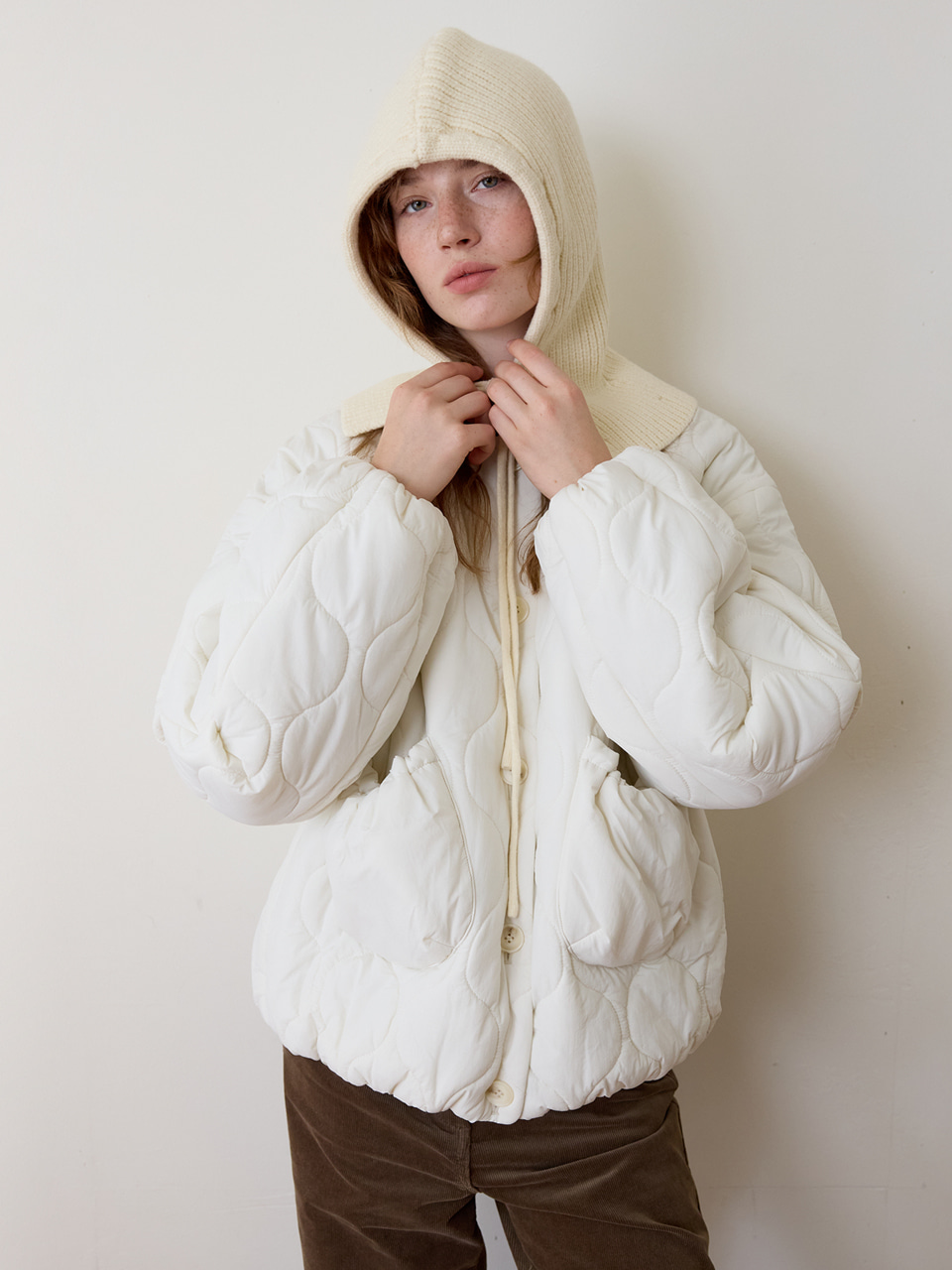 A BALACLAVA BALLOON PUFFER JUMPER_IVORY 사진 3/4