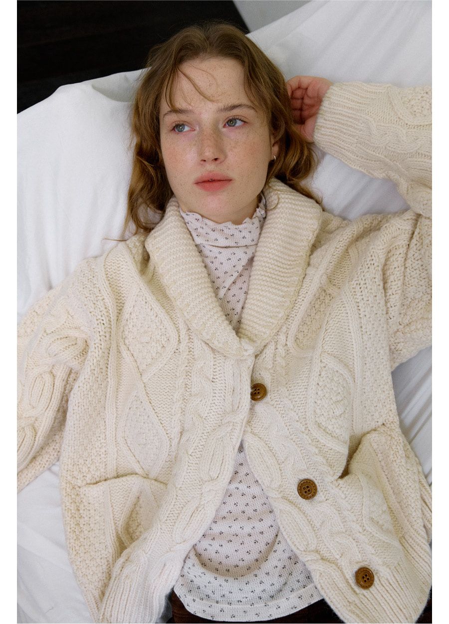 A HAND STITCH CABLE CARDIGAN_IVORY 사진 4/4
