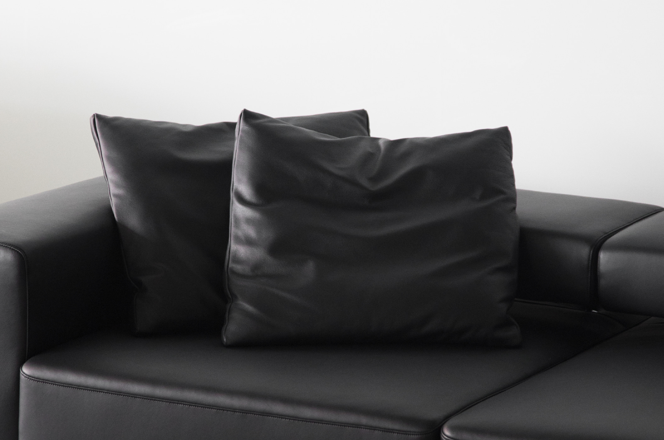 Lay Cushion | Leather 사진 1/4