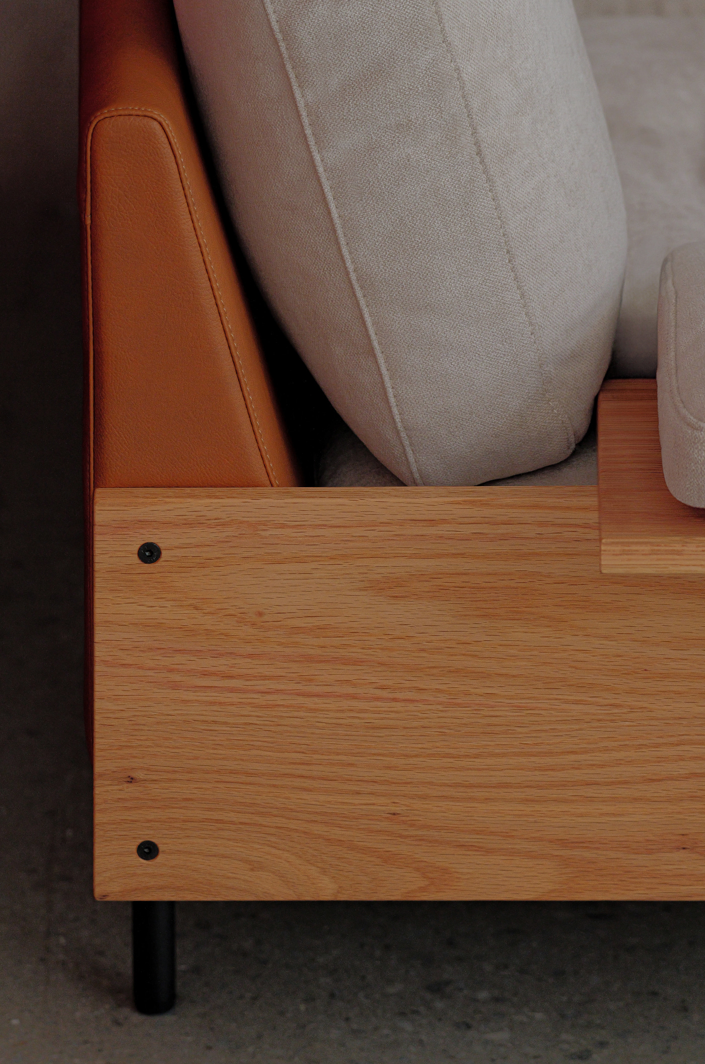 Concord Sofa | Mix