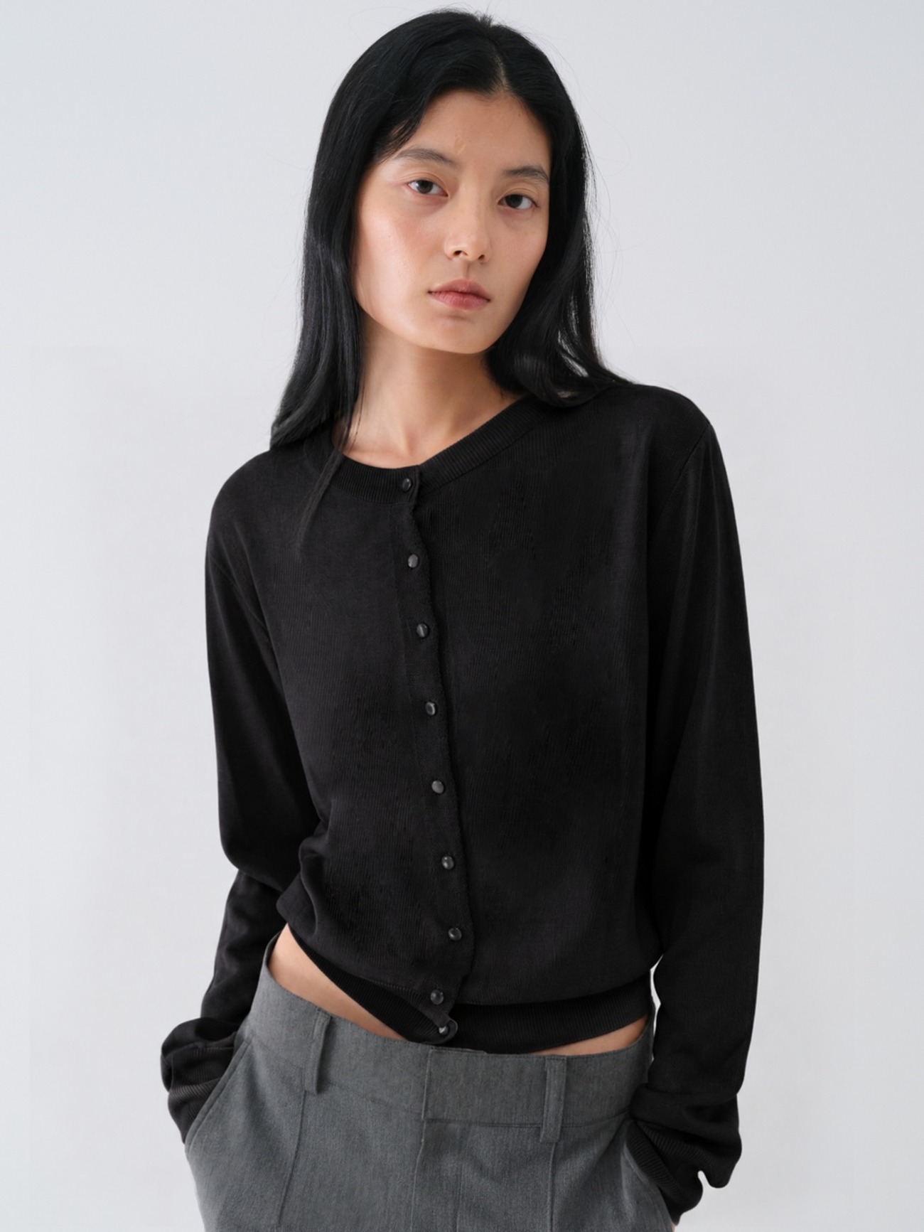 SOFT WOOL TENCEL ROUND CARDIGAN_BLACK 사진 4/4