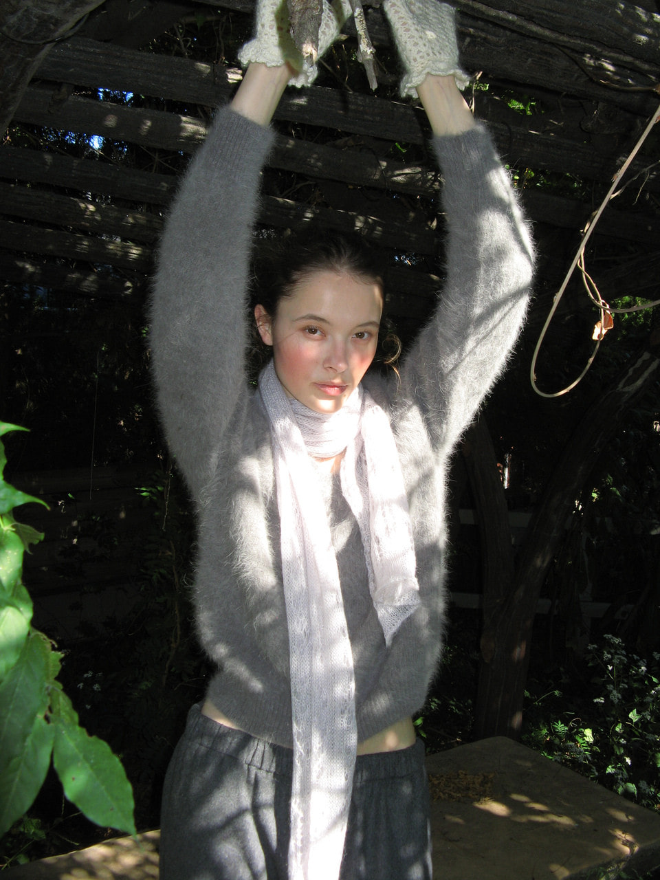 Mink Angora V-Neck Knit_Grey 사진 3/4