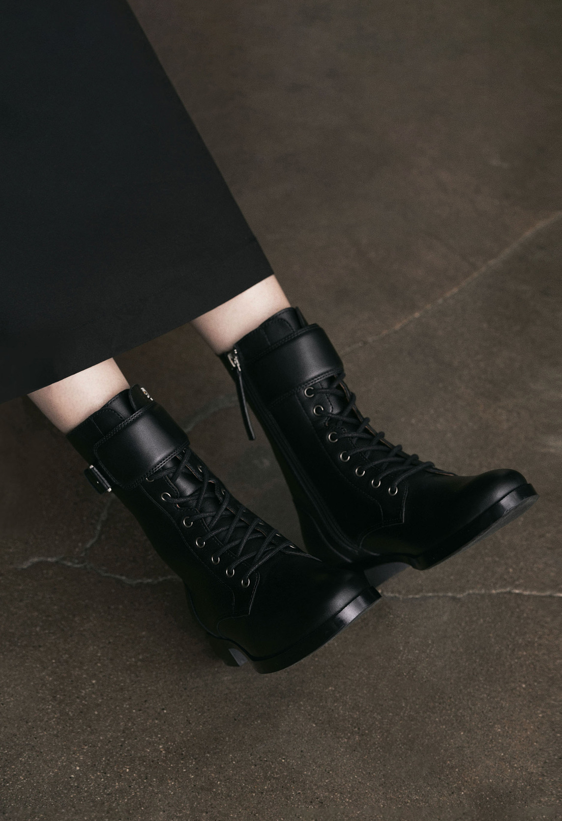 PRAGUE 11 LACE UP BOOTS 사진 2/4
