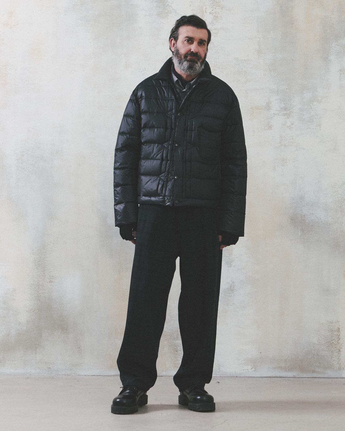 COUNTRY TRUCKER DOWN JACKET / BLACK 사진 3/4