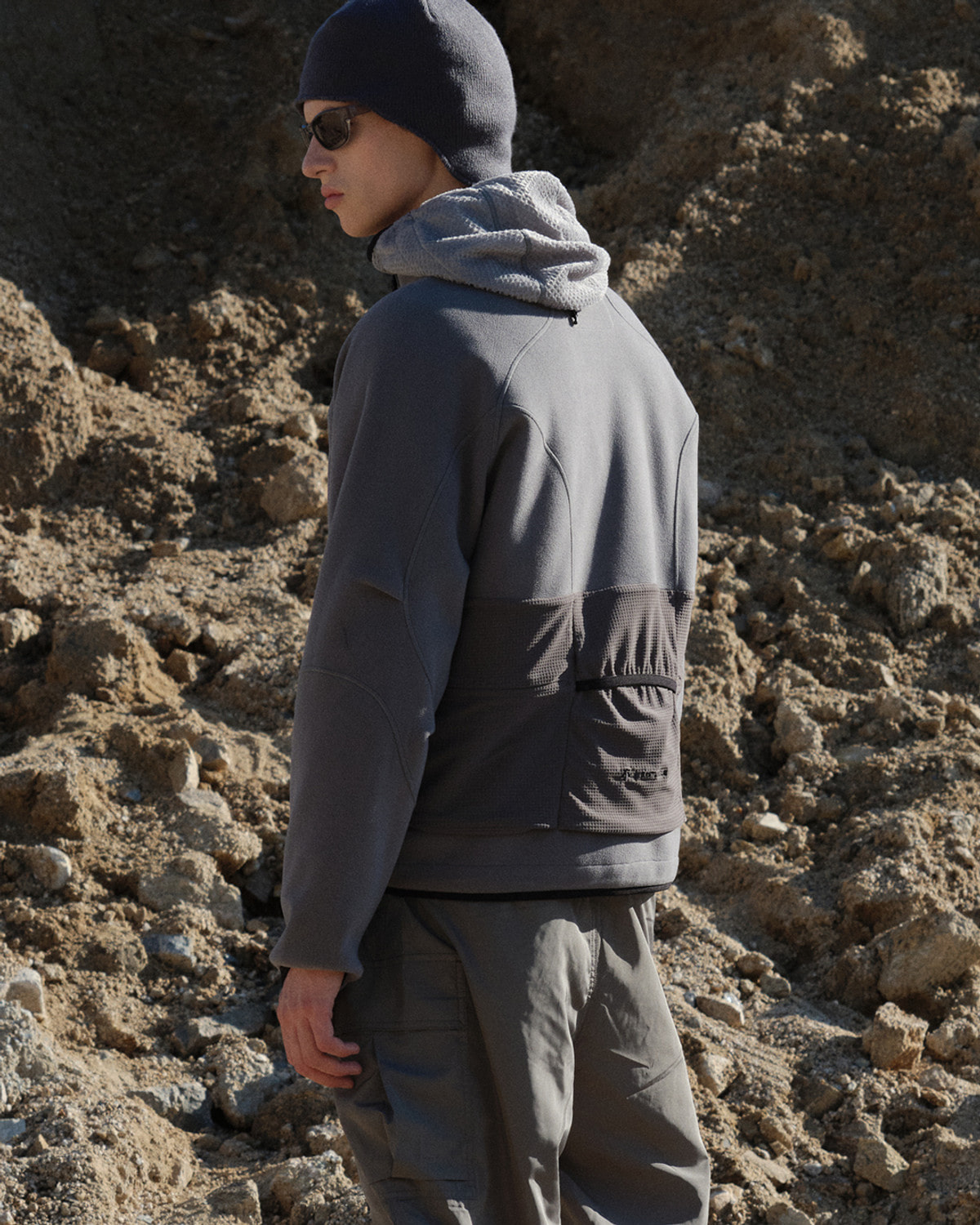 MONTANE WAVES FLEECE JACKET / GUNMETAL 사진 3/4