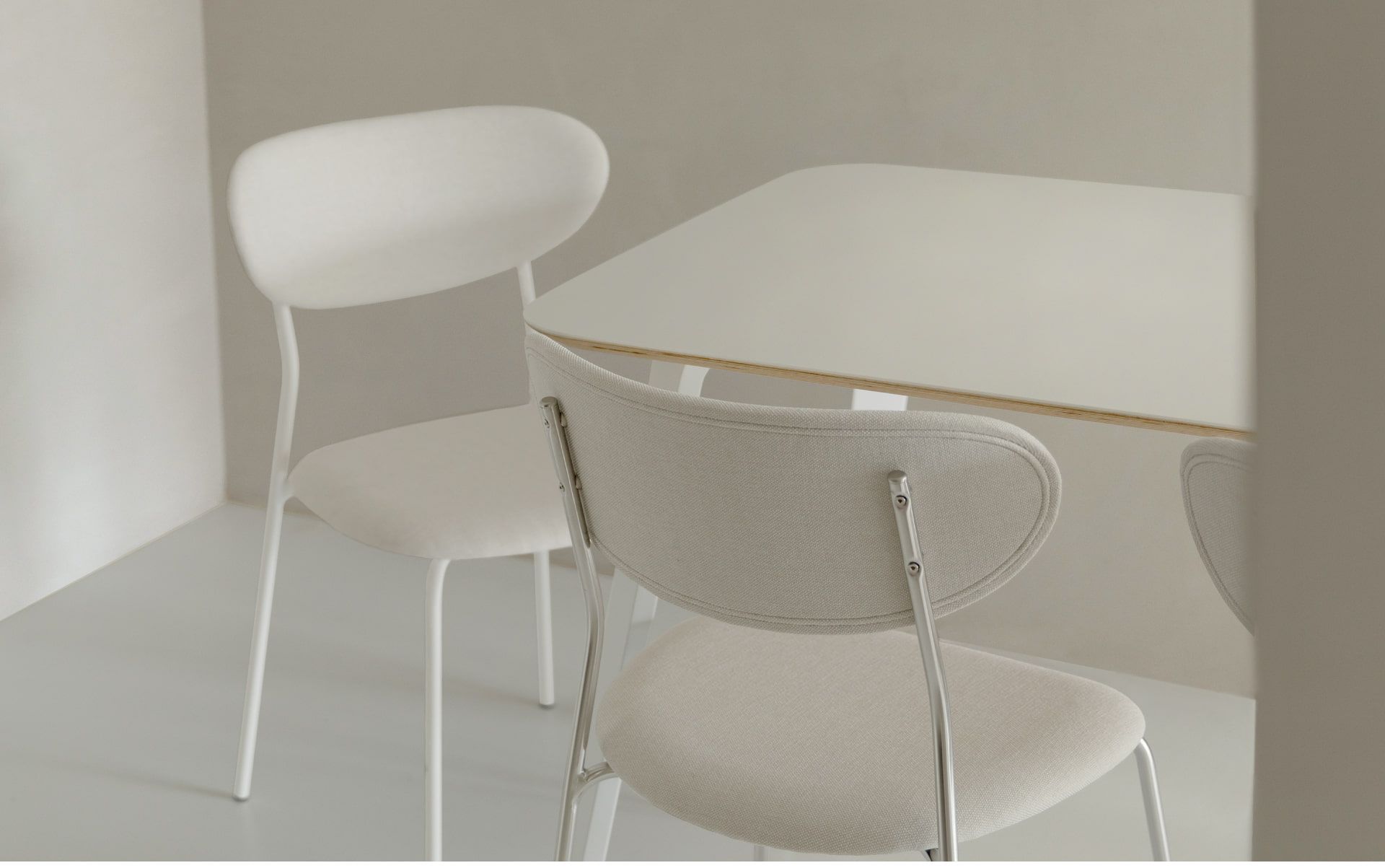 VOLINI CERAMIC TABLE