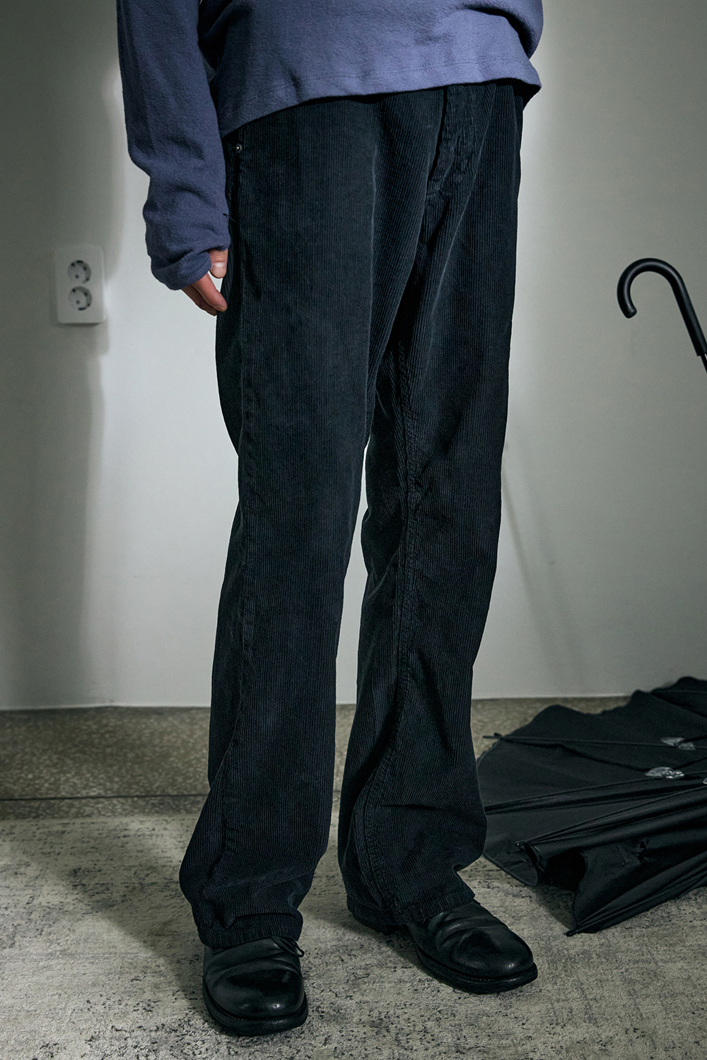 Straight Pants Corduroy Dyed Black 사진 1/4