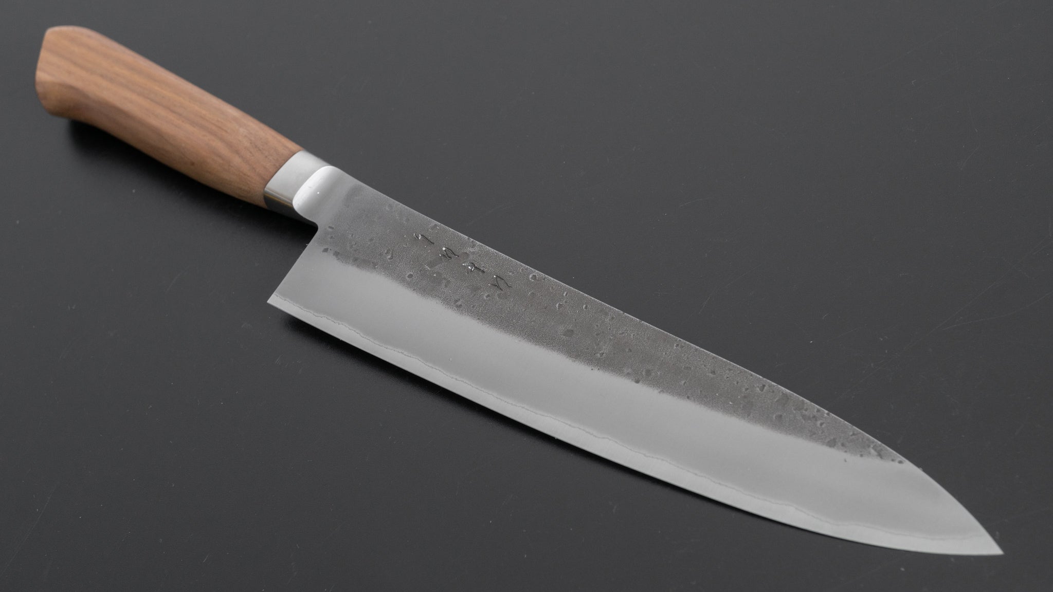 Hitohira TD Blue #2 Stainless Clad Nashiji Yo Gyuto 210mm Walnut Handle 写真 2/4