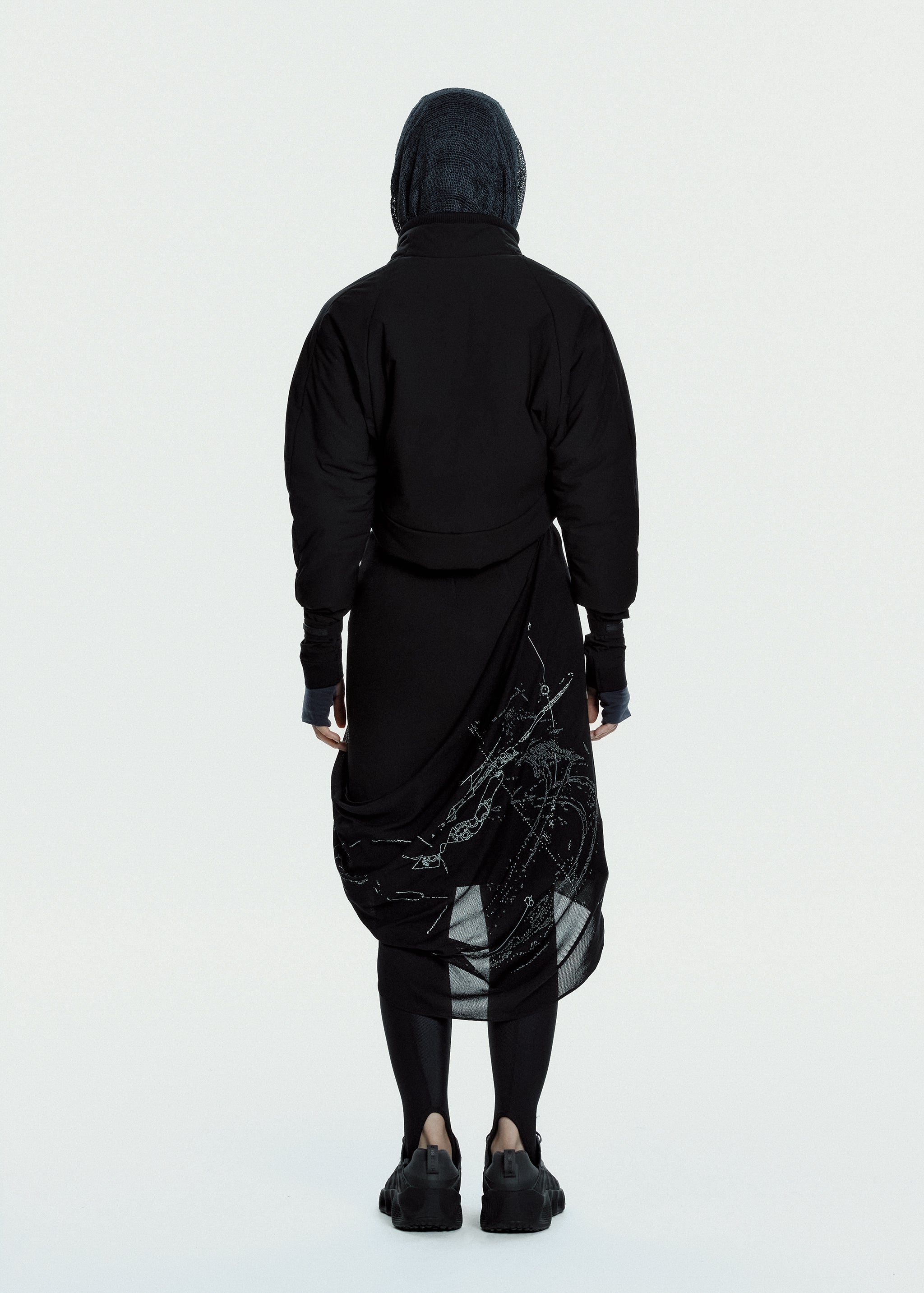 Graphic Wrap Skirt w/ Garter Belt 사진 3/4