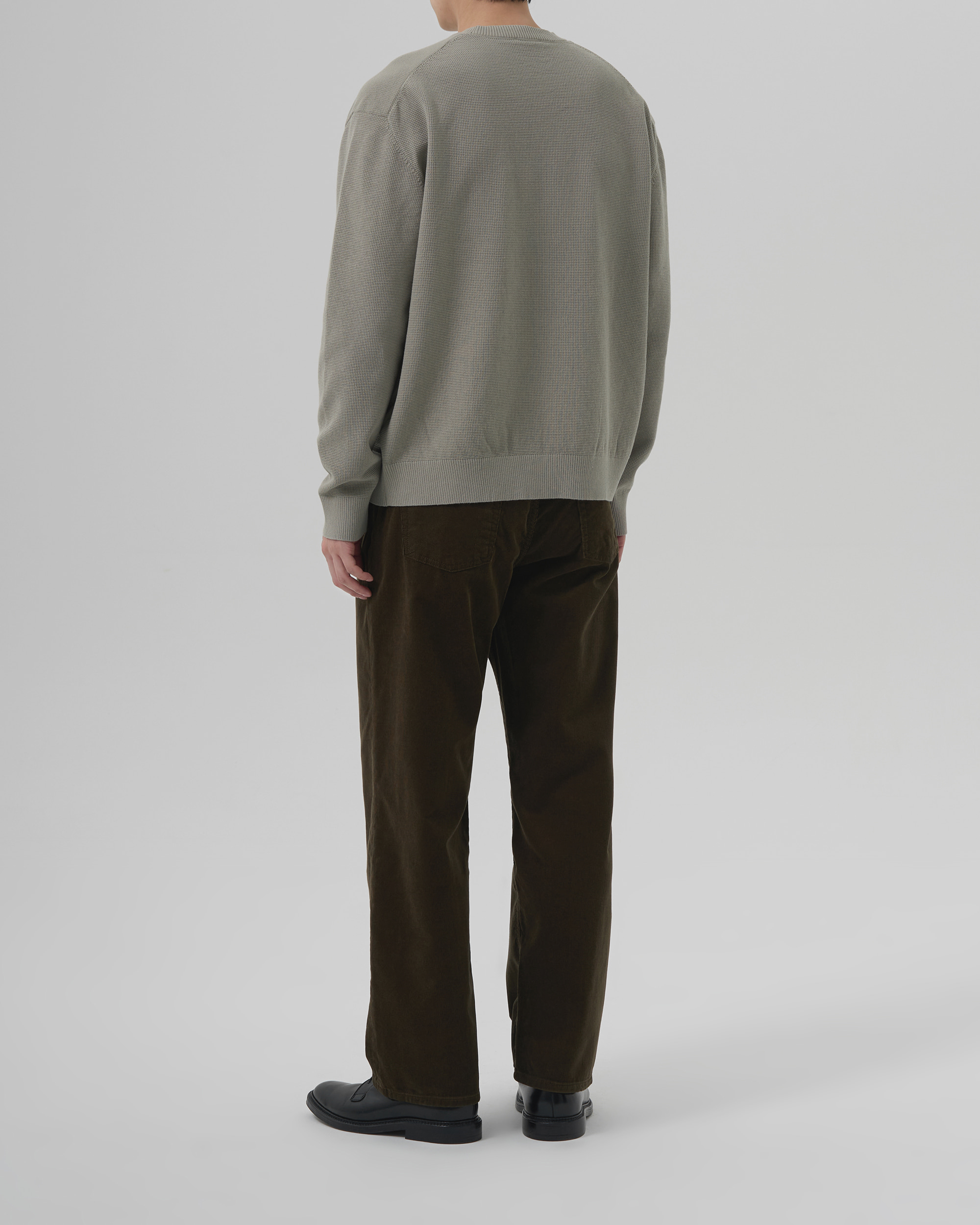 GRAIN COTTON KNIT CREWNECK - LINEN GREY 사진 3/4