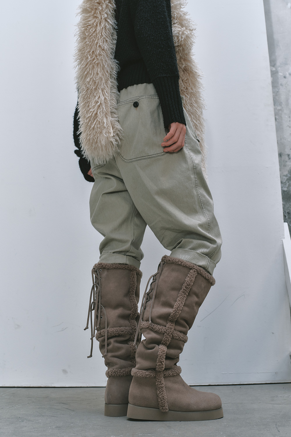 TETHER LONG BOOTS / GREY 사진 2/4