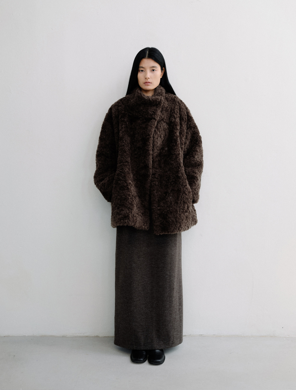 HIGH NECK SHEARING MUSTANG [BROWN] - Low Tide 사진 3/4