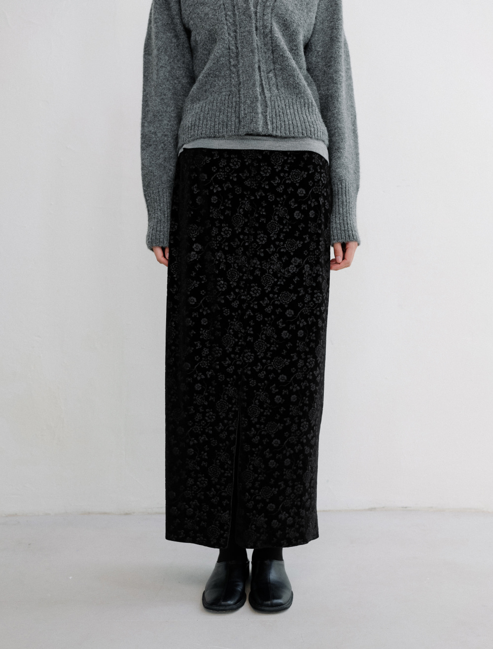 SOFT JACQUARD MAXI SKIRT [BLACK] - Low Tide 사진 2/4