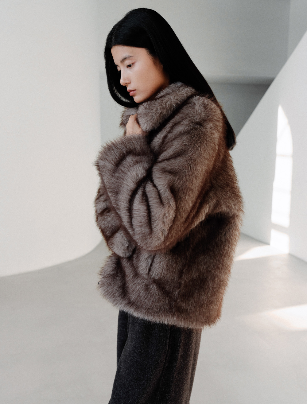 MINIMAL FUR COLLAR COAT [GREY] - Low Tide 사진 3/4