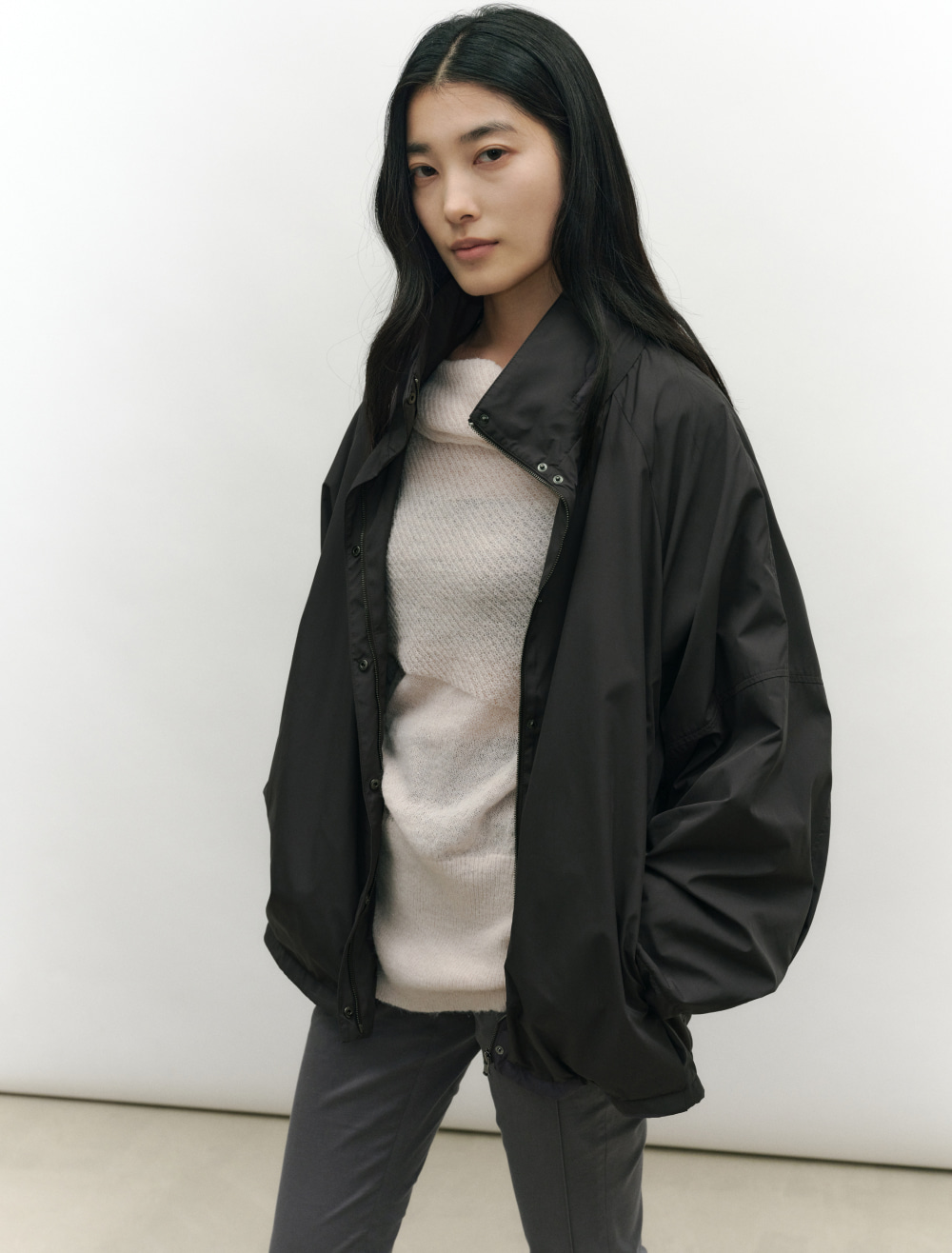 ESSENTIAL SOFT BLOUSON JACKET [DARK GREY] - Low Tide 사진 4/4