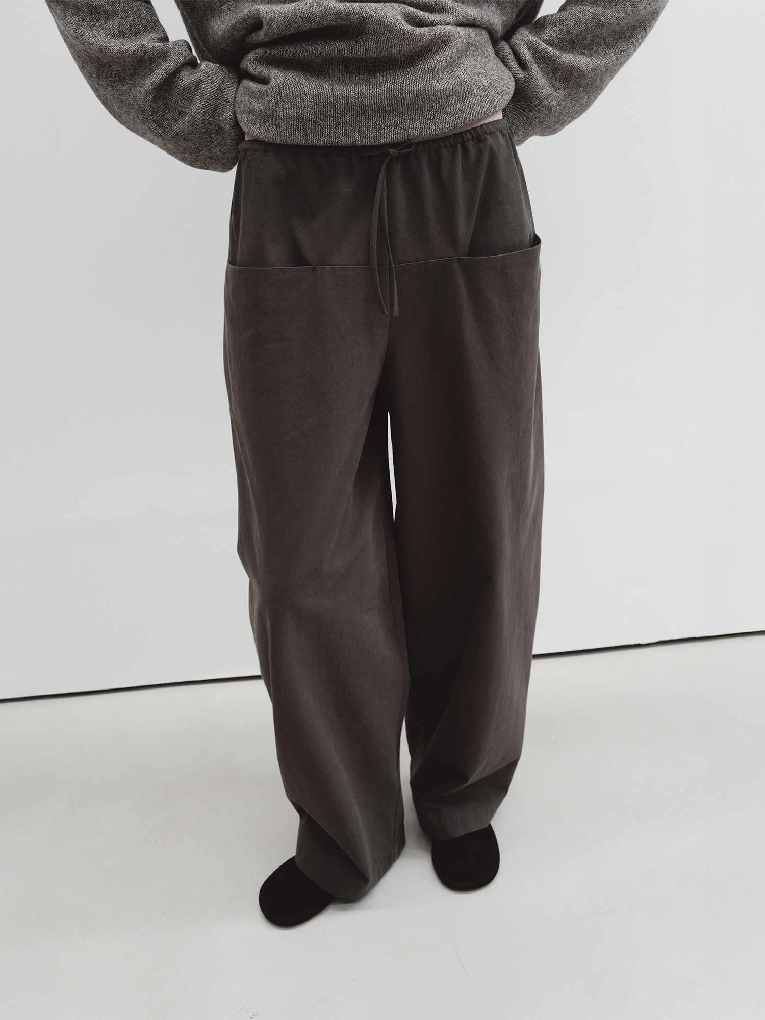 low pocket pants (smoke brown) 사진 3/4