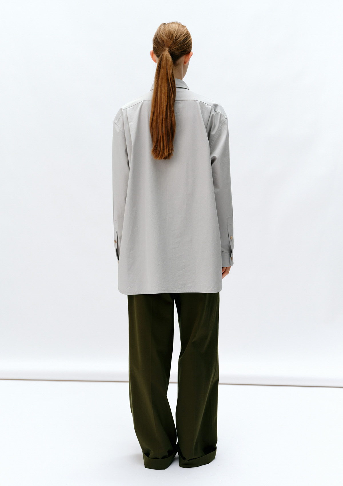 Menton Henley Shirt in Light Gray 사진 2/4