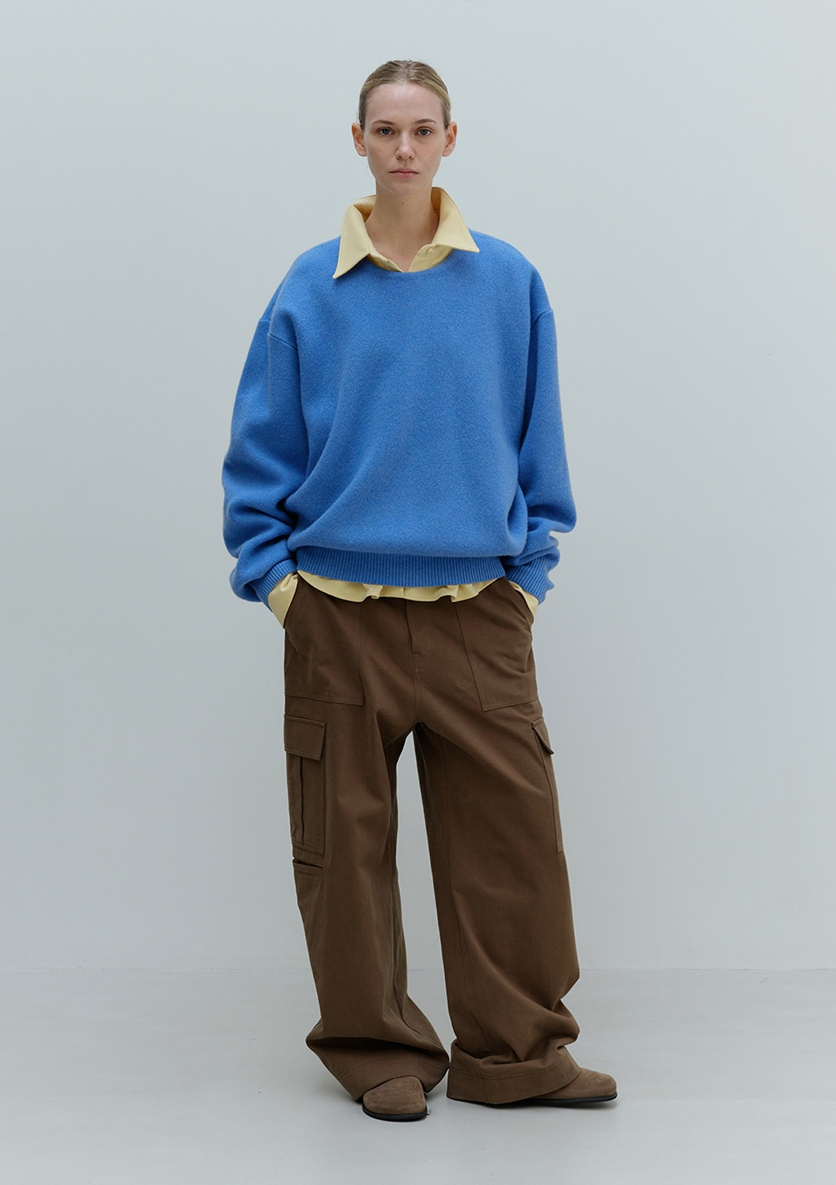 Basic Round Knit in Blue 写真 1/4