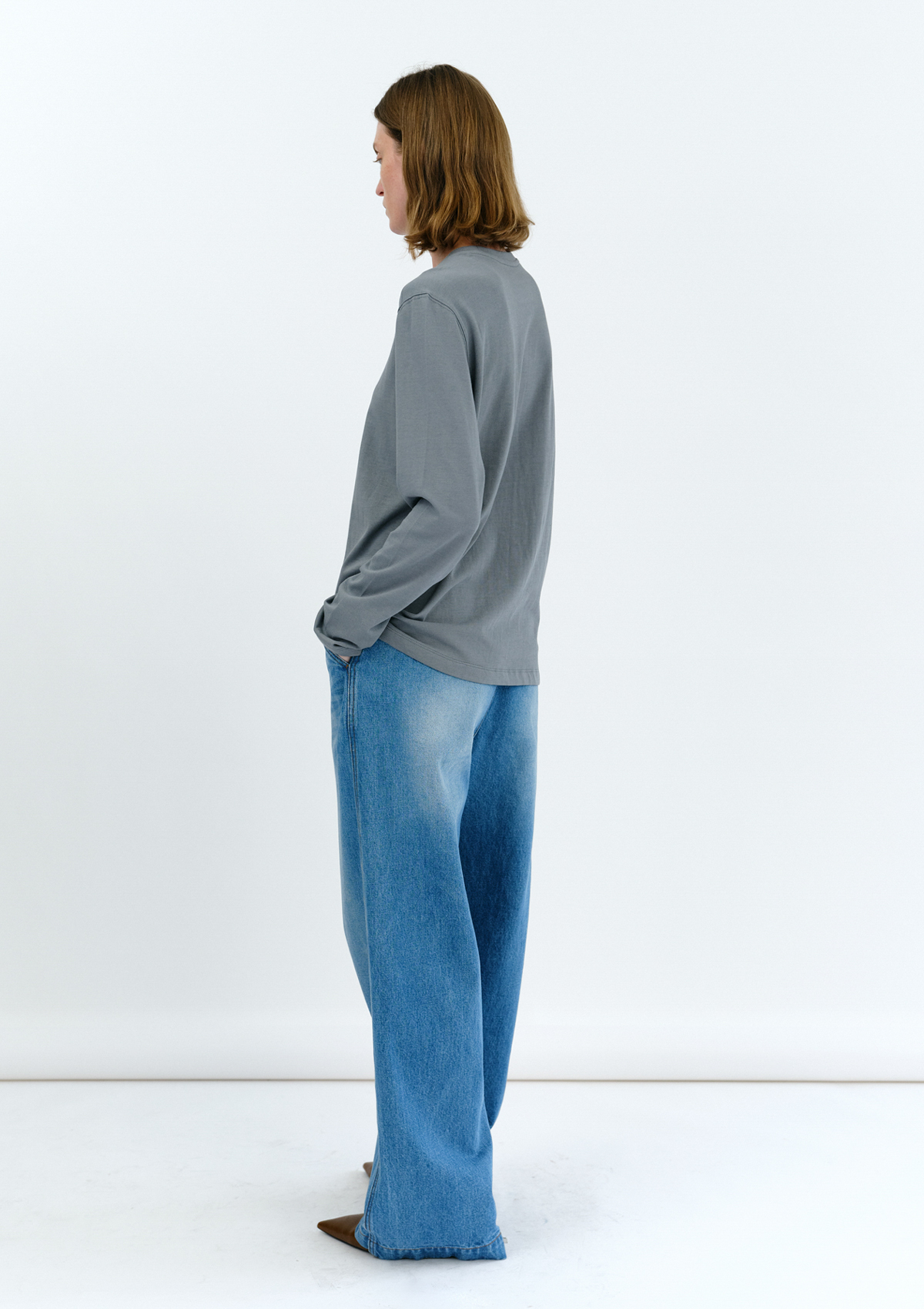 Nico R-Neck T-shirt in Fog Blue 사진 2/4