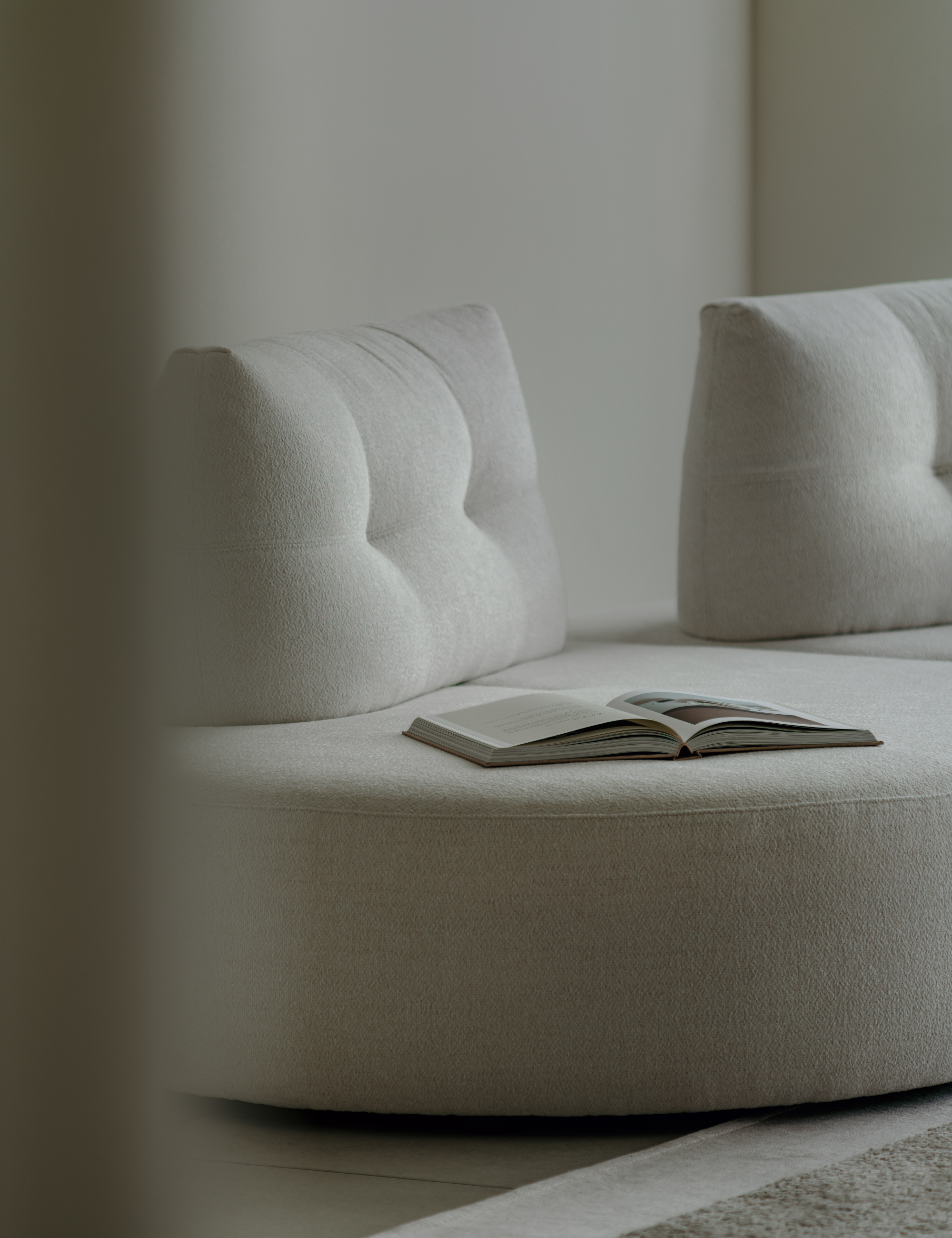 SEREN SOFA | Leather 사진 4/4