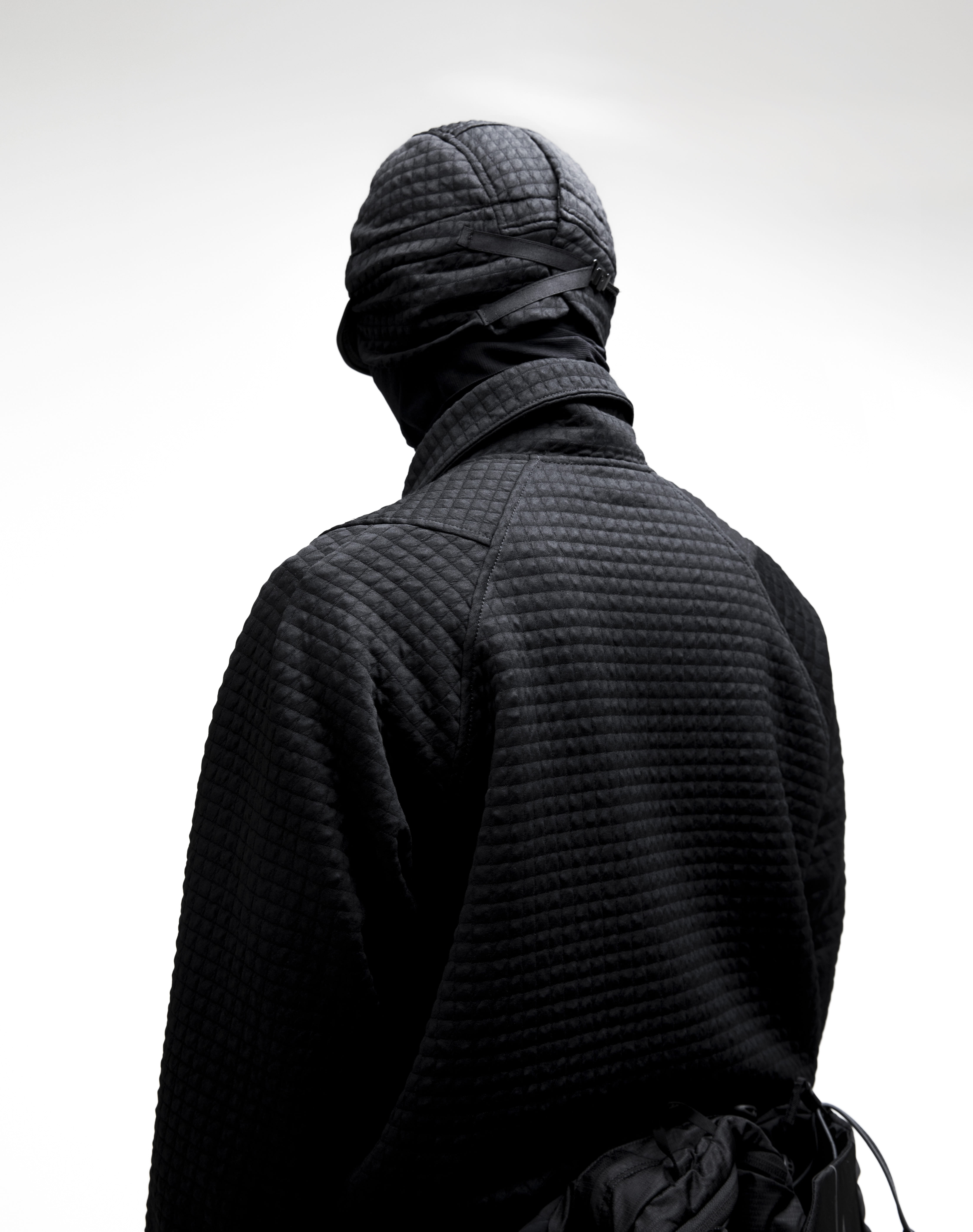 Mid-layer Insulation Jacket - Black color 사진 2/4