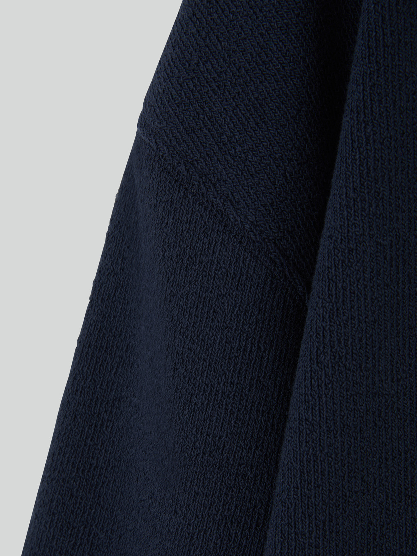 RC LOGO SWEATSHIRT (NAVY)