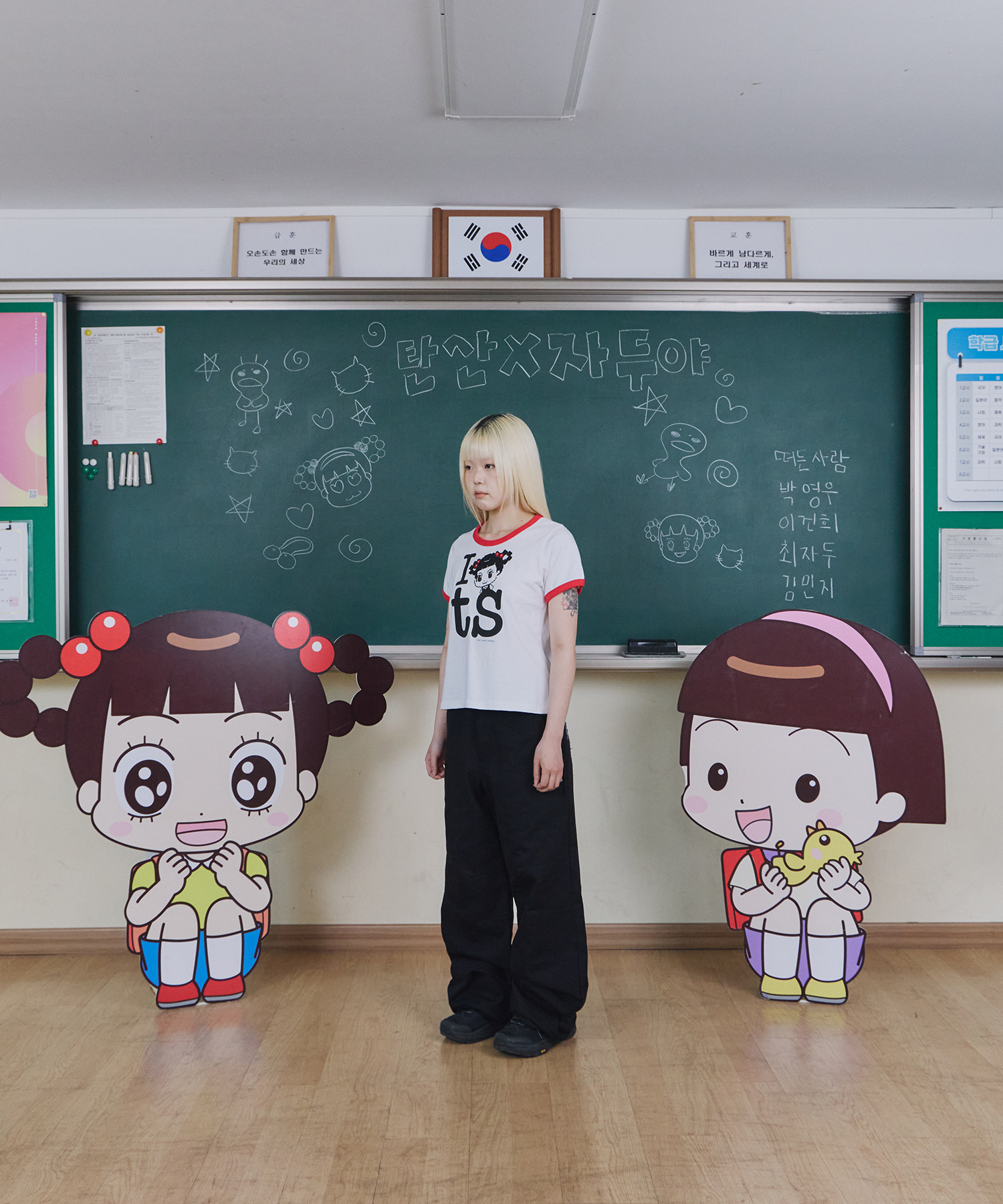 안녕자두야X탄산 자두 링거 티셔츠 (화이트) 사진 4/4