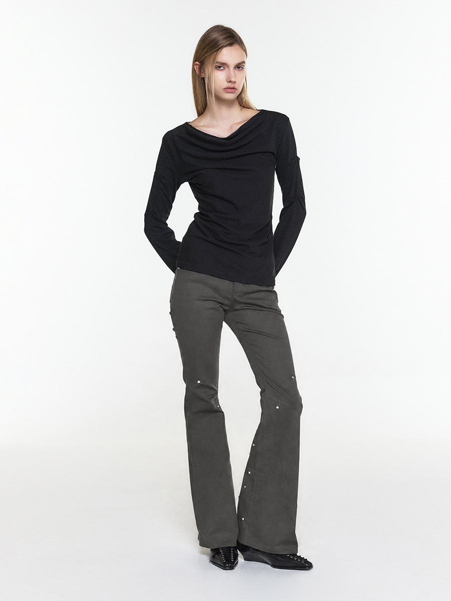 STUDDED PANEL LINE BOOTCUT PANTS ASH KHAKI 사진 3/4