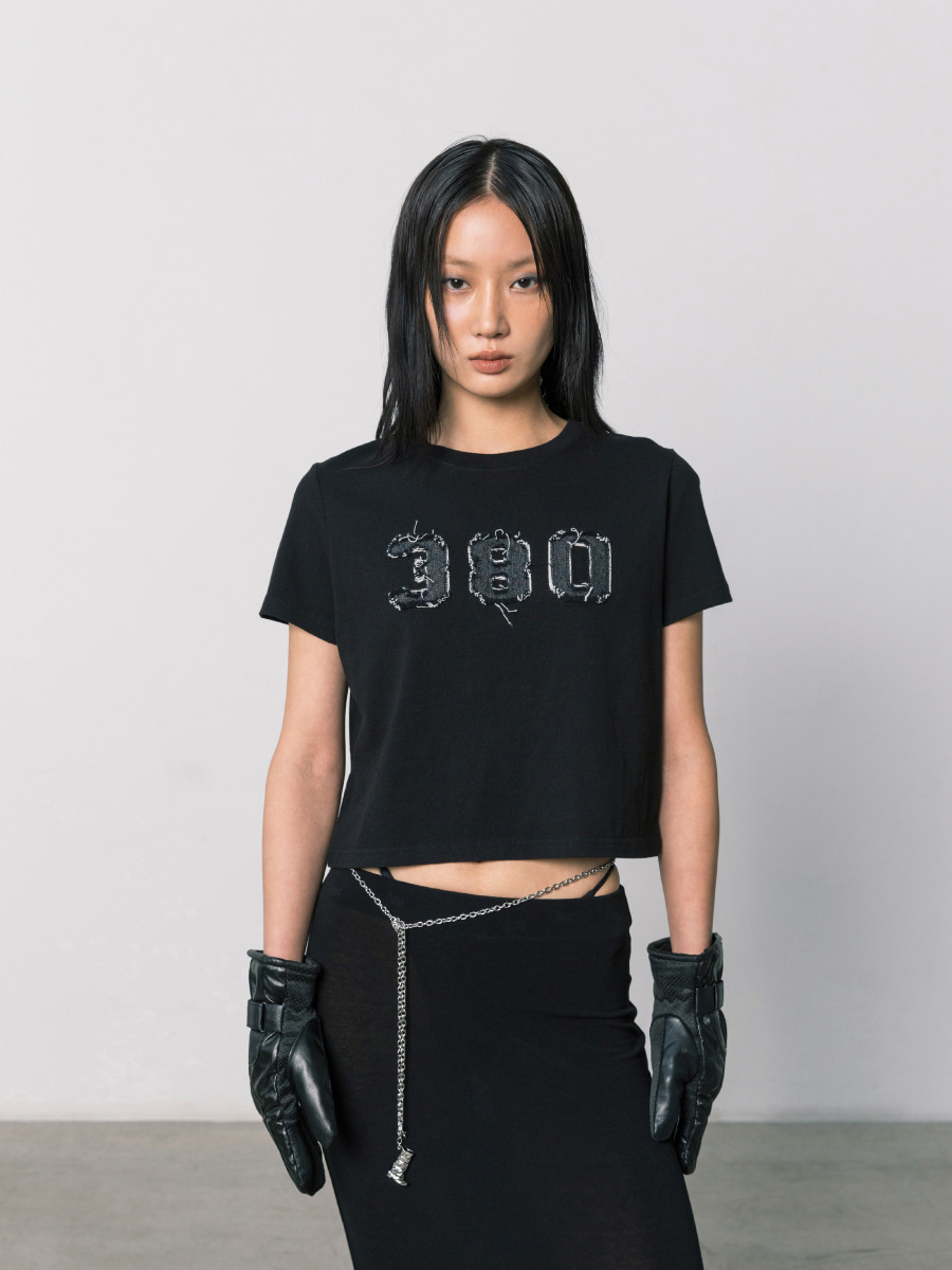 380 APPLIQUE TOP BLACK