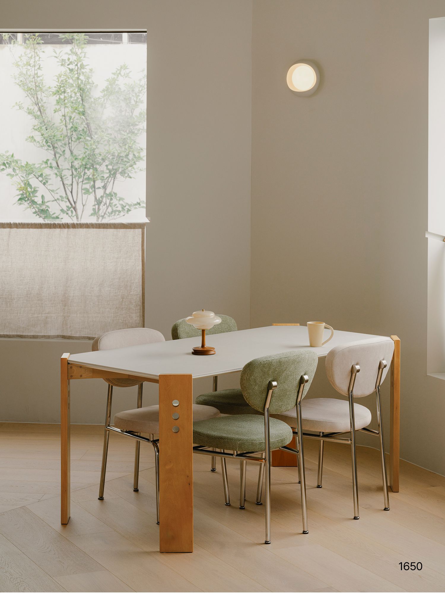 PIP DINING TABLE | CERAMIC 사진 1/3