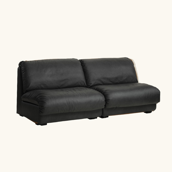 STUD SOFA 사진 1/4