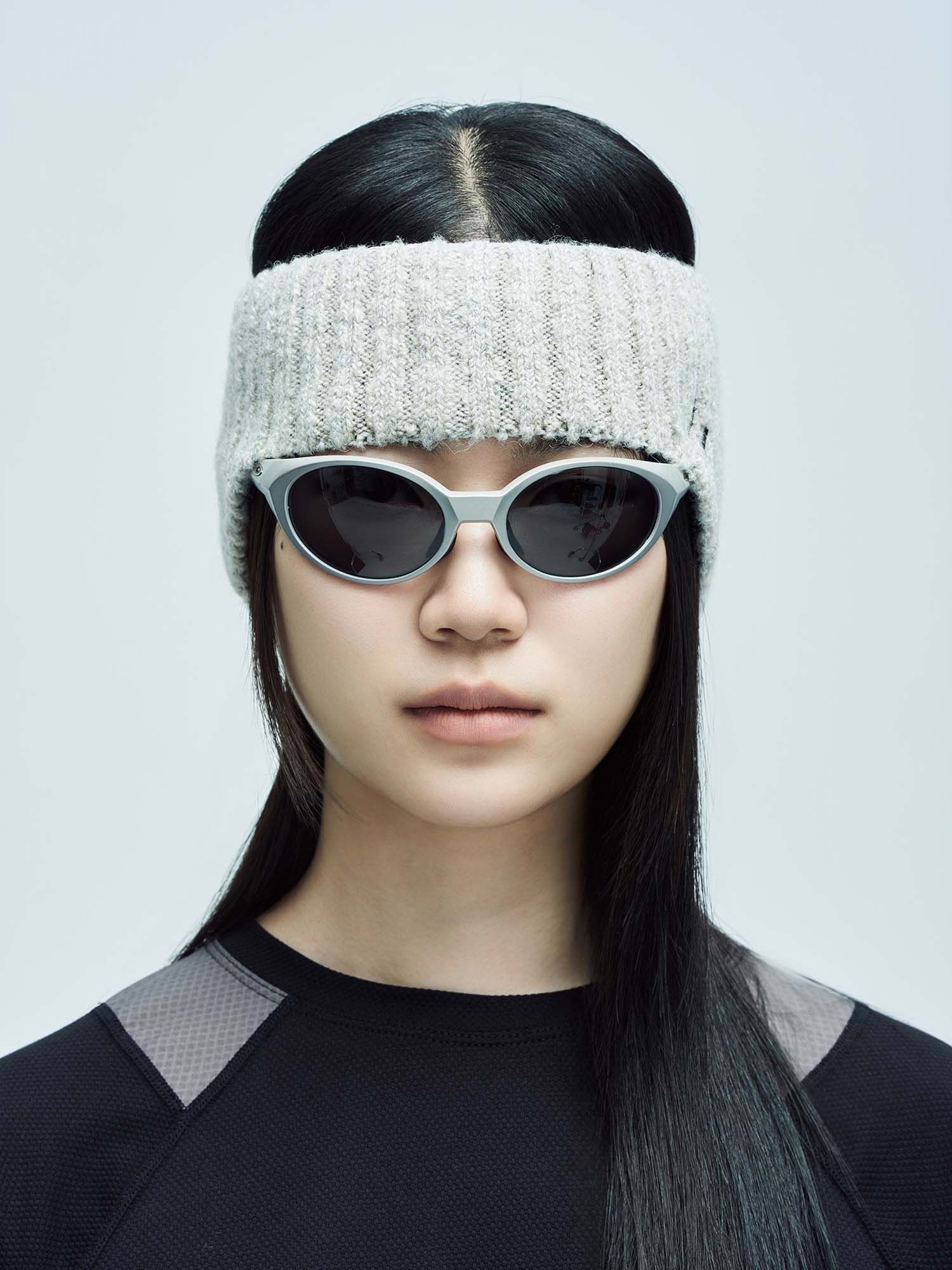Wool Knit Ear Warmer White 사진 1/4