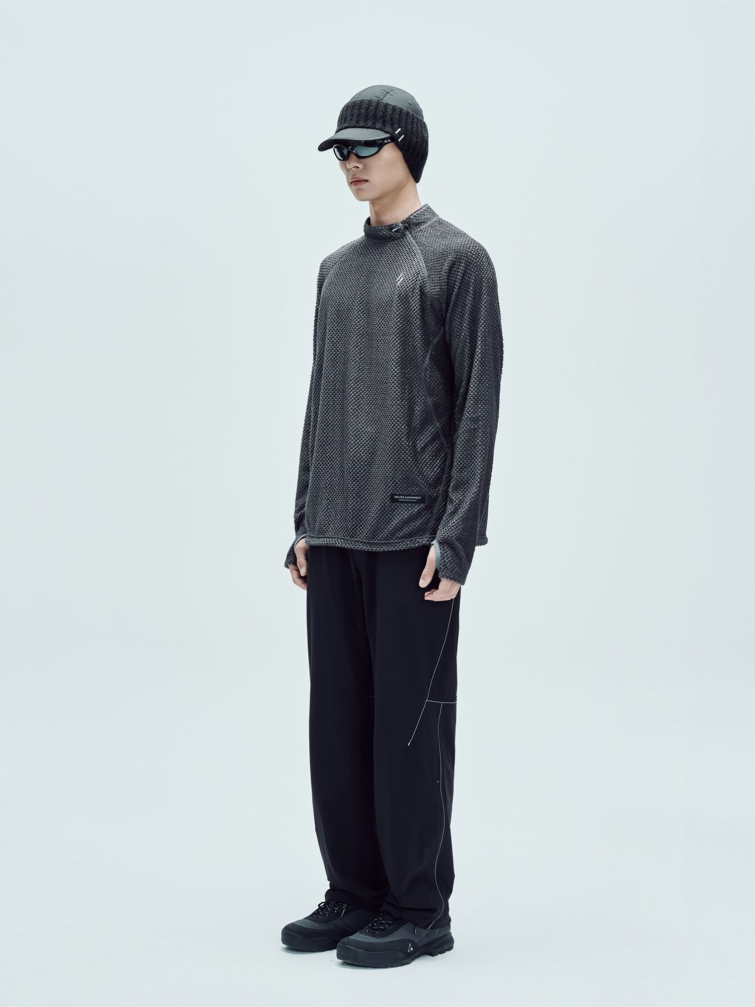 Kyron Octa® Long Sleeves T-Shirt Charcoal 사진 2/4