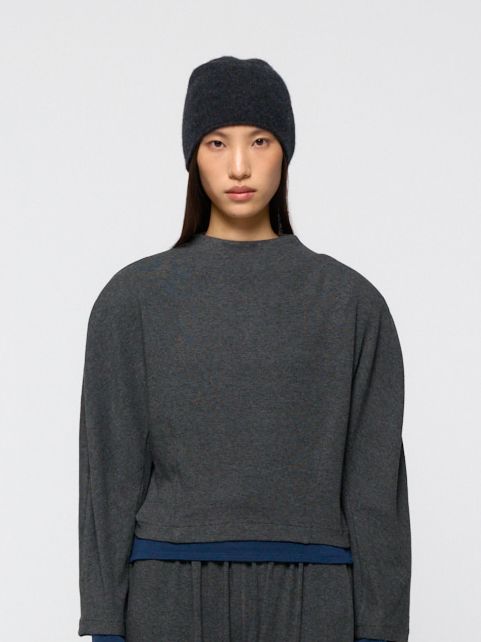 Charcoal cashmere knit beanie