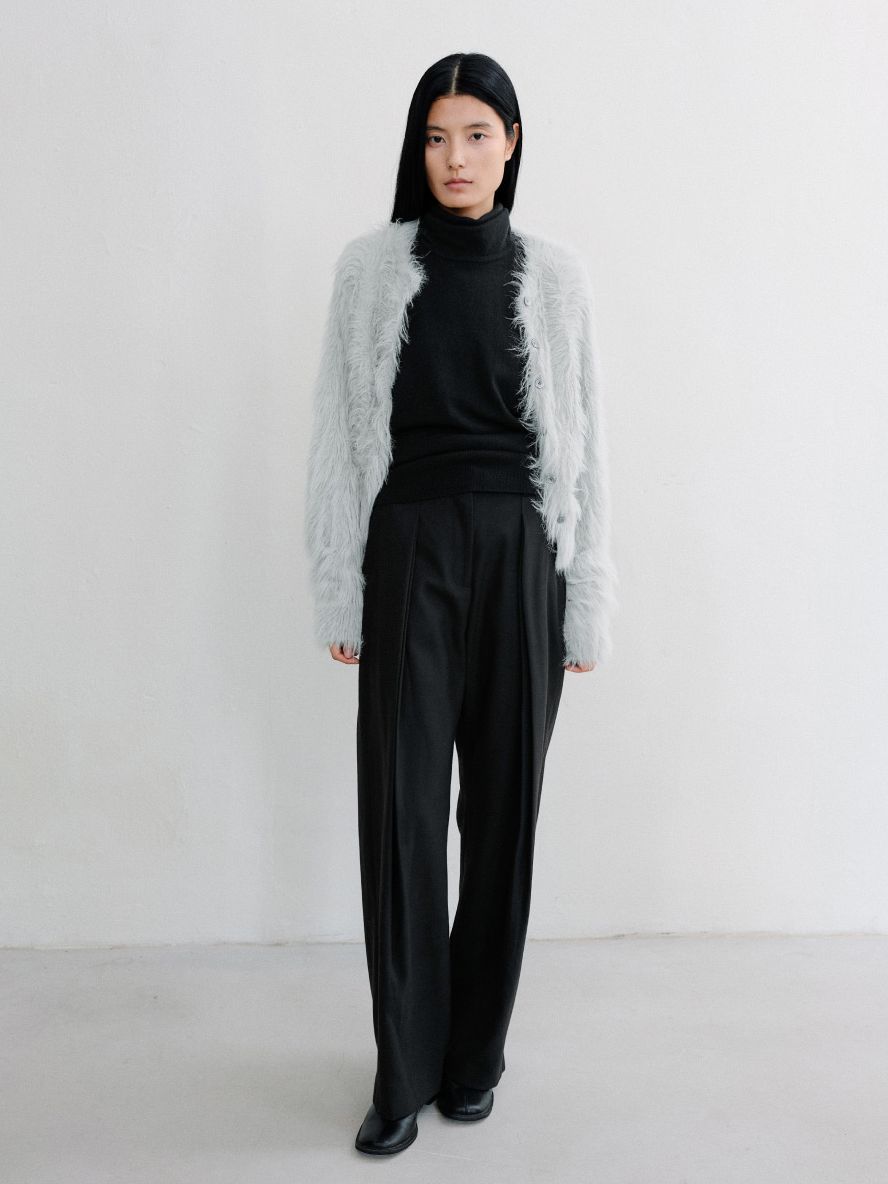 Black double tuck wide pants